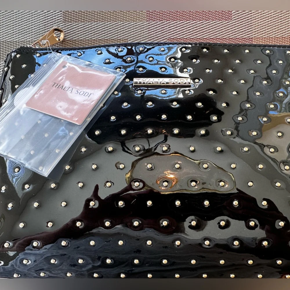 2 PIECES--Arcadia Patent Leather, Thalia Cosmetic bag - Picture 10 of 15